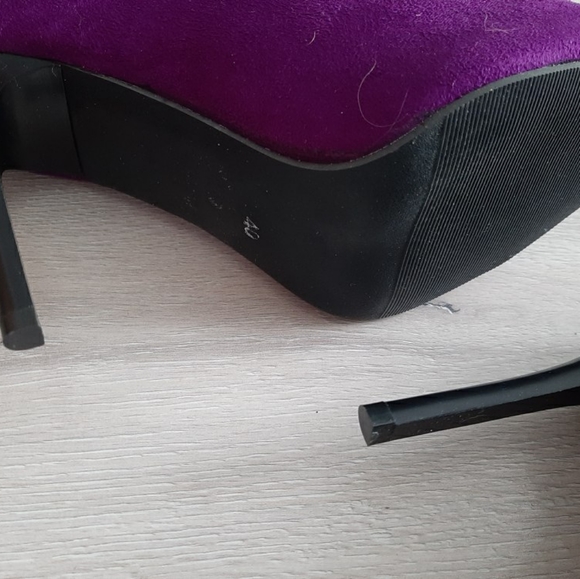 Booties - Picture 5 of 5